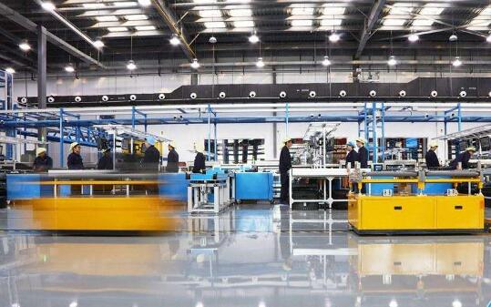 探訪浪潮智能工廠 看老牌IT企業如何轉型