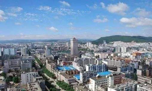 國家統計局：6月份各線城市商品住宅銷售價格同比降幅整體繼續收窄
