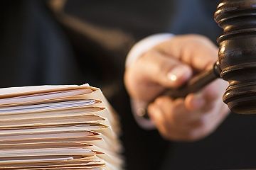 “天價索賠”套路“維權” “圖片碰瓷”亂象何時休？