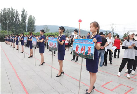 山亭區職業中專學子精彩亮相區農民運動會