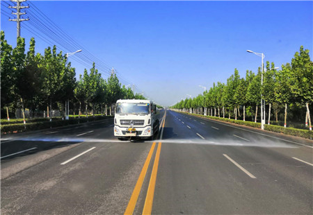 城市“家具”大清洗,干干凈凈迎“兩節”