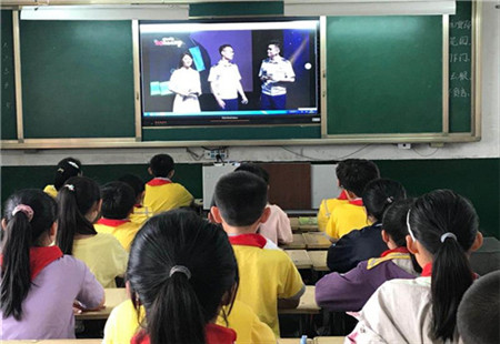 山亭區實驗小學組織觀看“學校消防安全公開課”活動