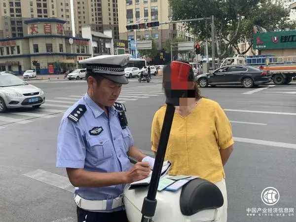 罰50元記3分！青島一些司機還在這件事上吃虧