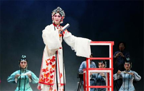 線下演出+線上直播：劇場亮燈，安徽有戲