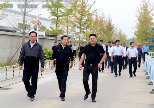 郯城縣重坊鎮組織召開重點項目觀摩會