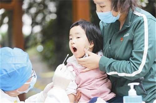 20余天確診正常嗎？市民可以正常離青嗎？健康碼的新變化與核酸檢測結果有關嗎？專家答疑讓市民安心