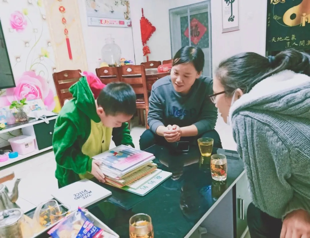 做有溫度的家訪 架起家校“連心橋”—學院附小積極開展家訪活動
