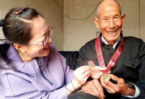 志愿軍“老戰士”閆一興：兩枚紀念章一世未了情