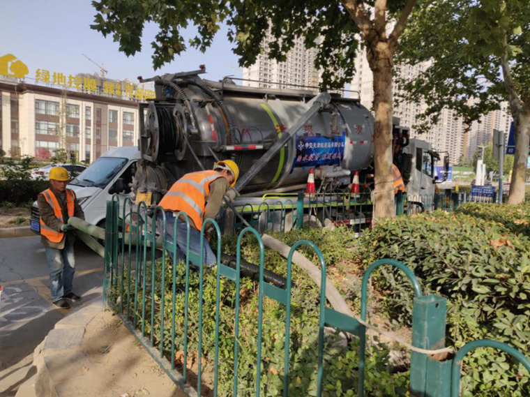 菏澤市下水管道進行全面清淤疏通