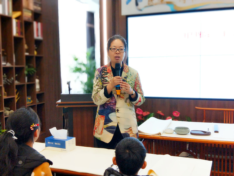 播下藝術的種子 民生“詩書畫印”公益講堂走進臨沂