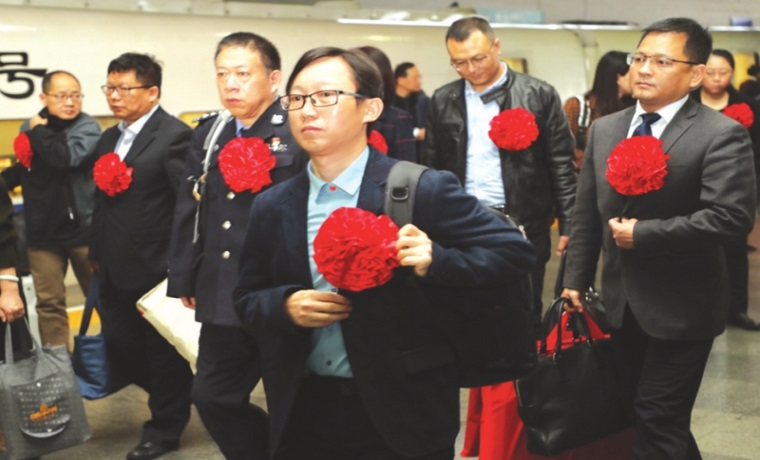 蘇州抗疫英雄代表載譽而歸