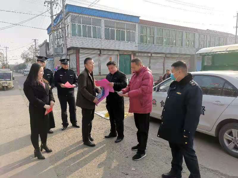 城頭鎮開展《致廣大市民朋友的一封信》宣傳活動