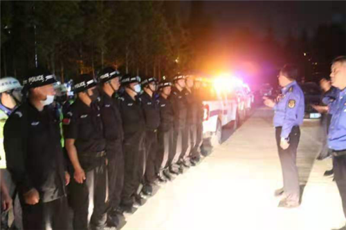 青島萊西市綜合行政執法局抓好“三嚴”開展夜查“零點行動”
