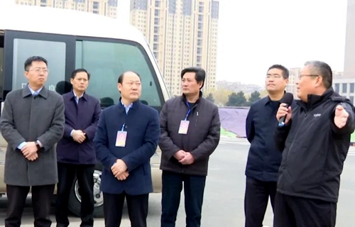 郯城縣人大常委會視察城鄉建設工作