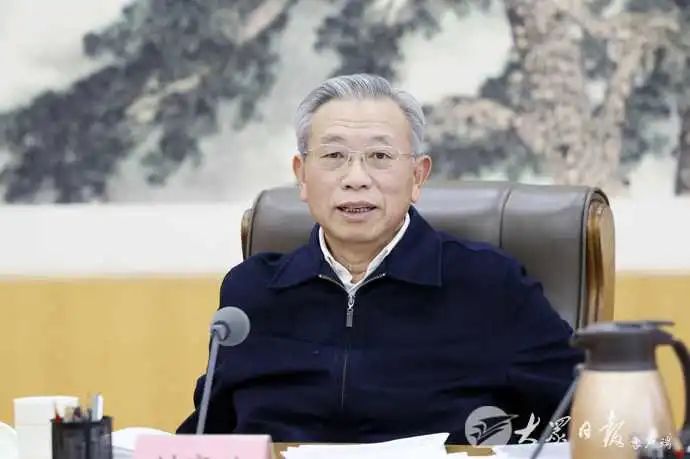 省委召開省委常委會會議、黨員領導干部會議