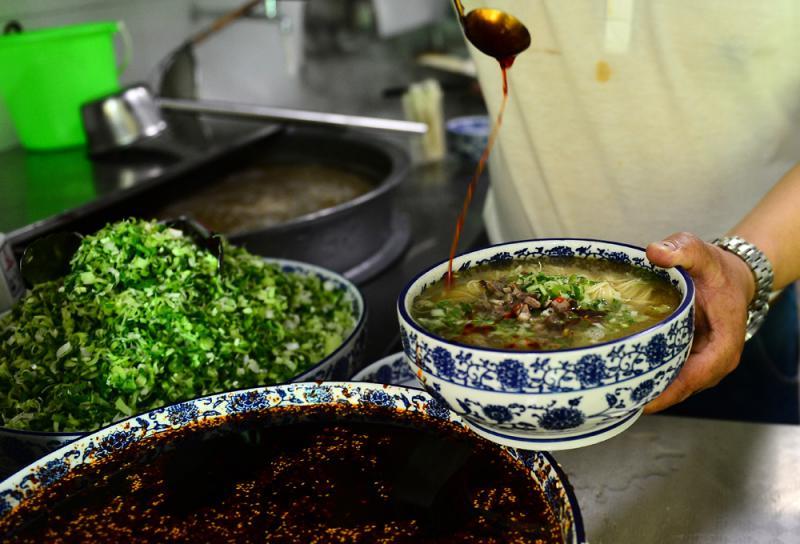 青海拉面產業帶動19.5萬人就業 年經營性收入近200億元