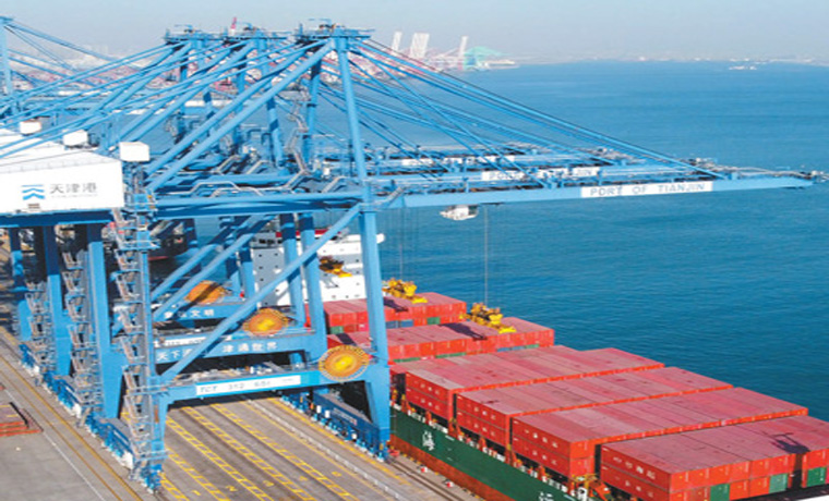 我國首次 運用北斗技術實現集裝箱碼頭自動化