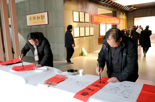 郯城縣文化館開展義務送春聯活動