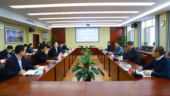 德州學院與山東有研半導體材料有限公司共建半導體產業學院
