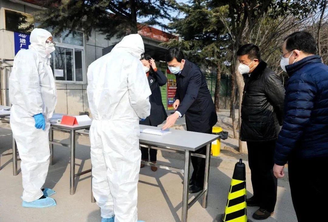 疫情防控風險點在哪兒?對春節返鄉有何影響?——權威部門就春節疫情防控回應關切