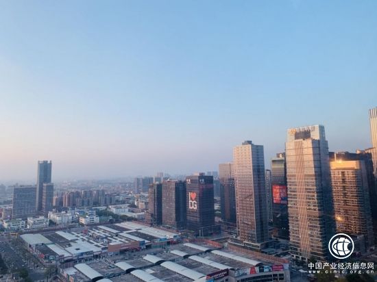 東莞企業邀請市民坐直升機俯瞰城市美麗畫卷