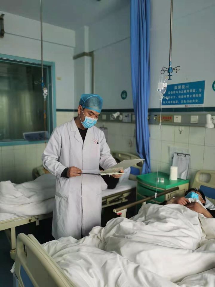 德州市第七人民醫院專家提醒：熬夜久坐會長出“毛尾巴”