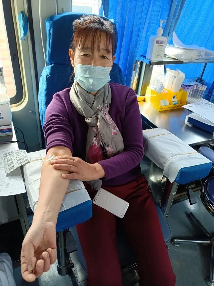 鄉村醫生任萬永：連續六年帶領全村組團獻血