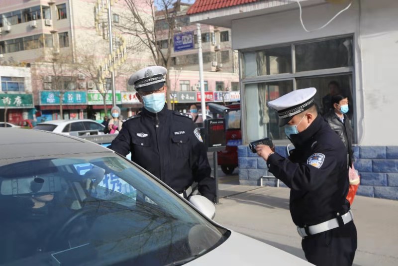 德州交警直屬一大隊：將“一盔一帶”納入工作考核范疇