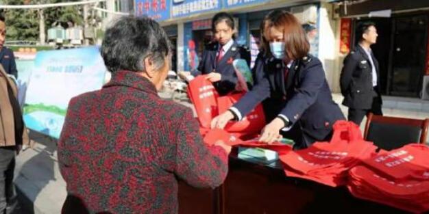 河南省鎮平縣稅務局開展“世界水日”“中國水周”宣傳活動
