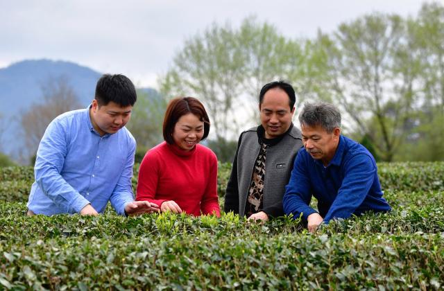 理上網來|總書記點贊的這一制度，對鄉村振興意義重大