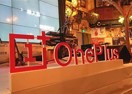 產品渠道齊發力，一加全面加碼布局高端市場