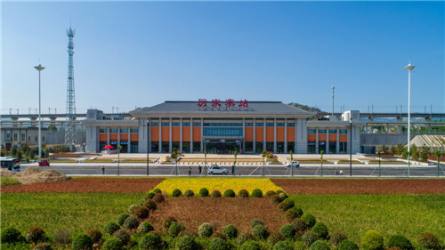 奮斗百年路 啟航新征程|櫻桃紅了，高鐵通了——那個毛主席“點贊”過的村莊
