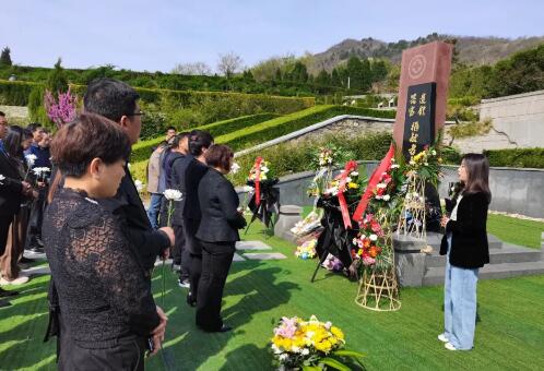 20210406190743606.jpg 4.jpg