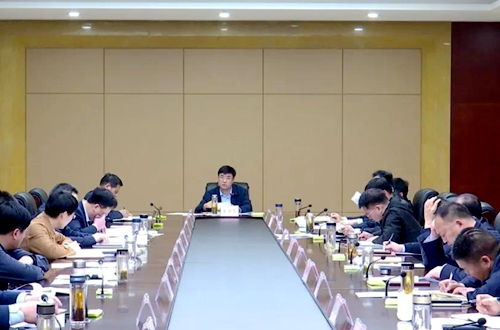 王立軍主持召開縣政府2021年度第五次常務會議