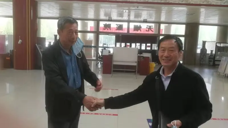 贊！德州市中醫院：細心保安拾金不昧，小舉動傳遞正能量