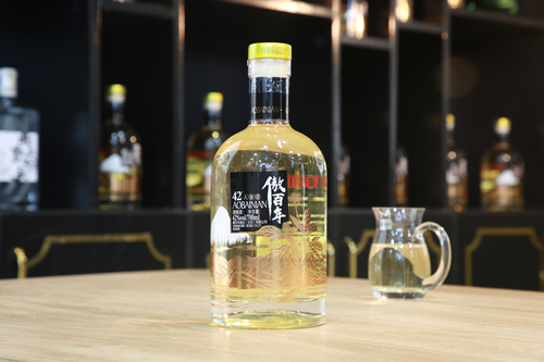 傲百年人參酒:主打健康養生 非常適合送禮收藏