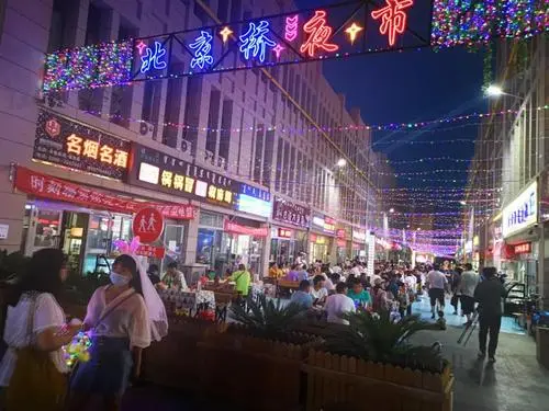 夜經濟構建多元消費場景豐富消費體驗