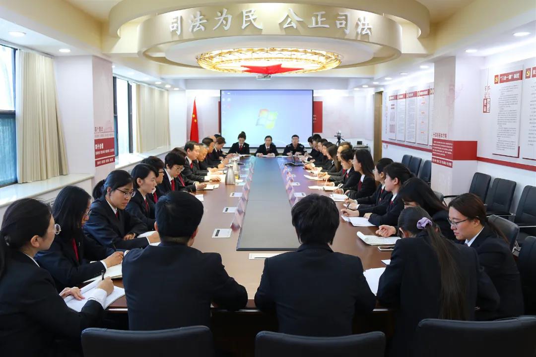 青春心向黨，奮進新征程——德城區法院召開五四青年干警座談會