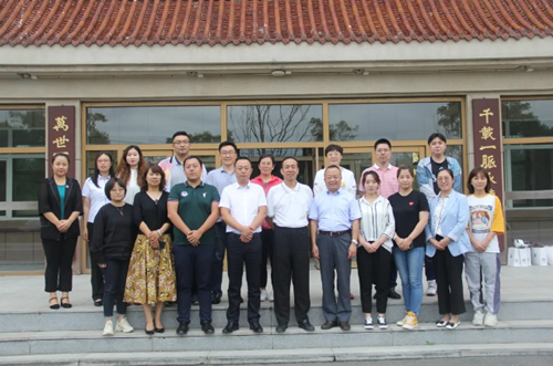 長春人民藥業集團有限公司走進湖北中醫藥大學，共繪老字號新藍圖