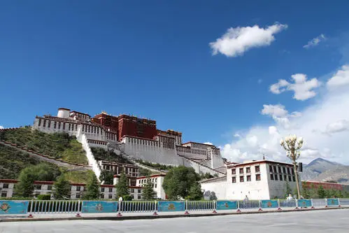 “我要去西藏”——旅游業帶動雪域鄉村融入市場大潮