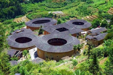 福建永定：做強土樓品牌 推動全域發展