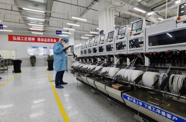 四川愛聯科技成功量產全球首款5G+C-V2X模組