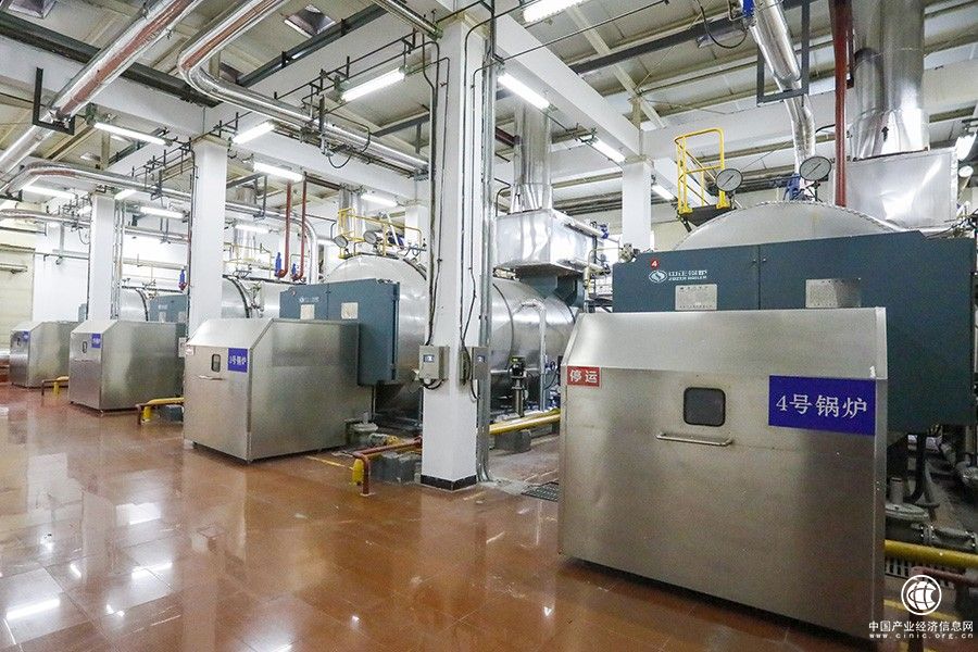 滿足全年不間斷用汽需求?中正鍋爐構建適用于醫院的高效蒸汽鍋爐系統