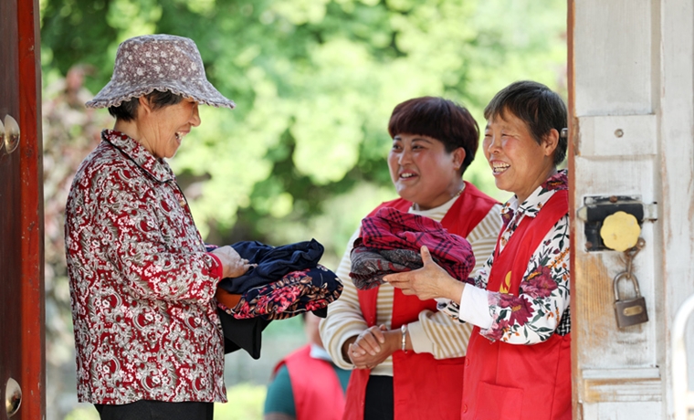 山東郯城：“孝老洗衣坊”志愿服務暖人心