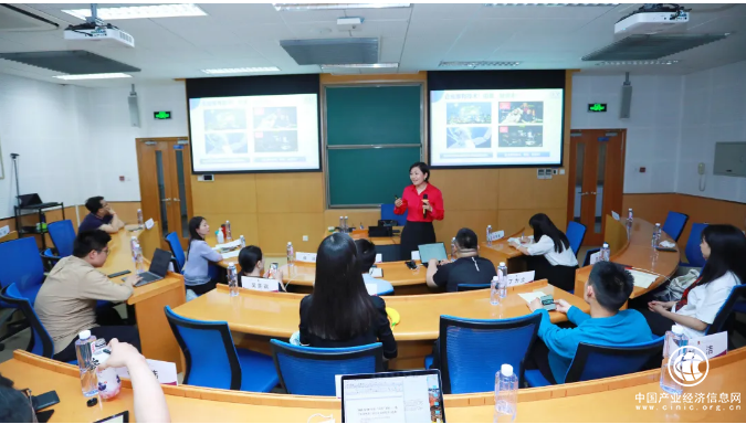 清華-港中大FMBA“大師課”|數字經濟轉型下的公司治理變革與趨勢