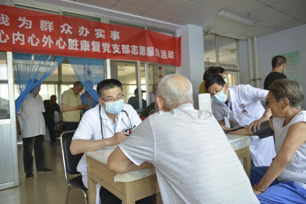 “情系孤寡老人，關愛群眾健康” —德州市人民醫院心內心外心康黨支部開展敬老院義診活動
