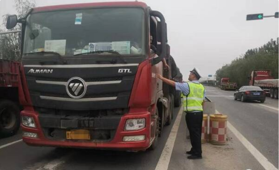 嚴查違法 山東交警做好端午假期交通安保工作