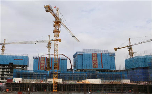 中房九里庭院項目7#、8#樓主體結構封頂