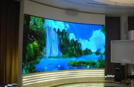 2021年中國新型顯示十大城市發布：長三角地區占三席