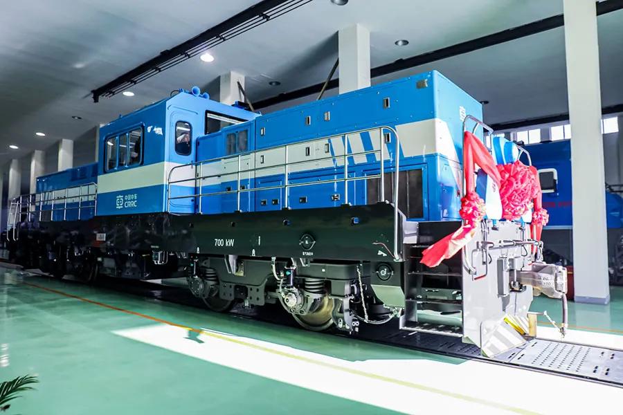 國內功率最大的氫燃料混合動力機車在中車戚墅堰公司下線